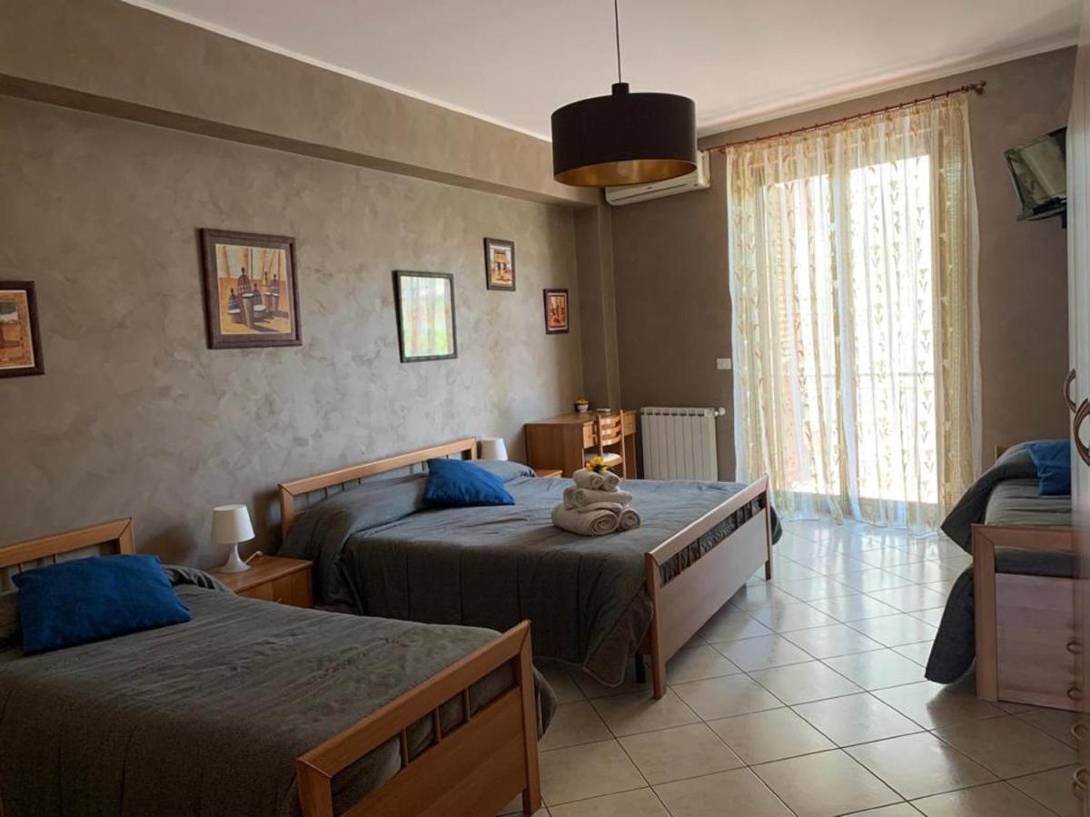 B&B Casabella Рипосто Экстерьер фото