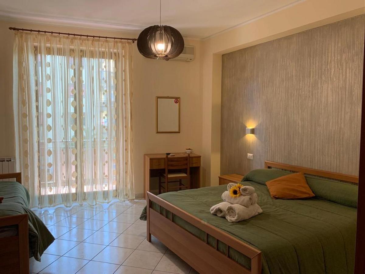 B&B Casabella Рипосто Экстерьер фото